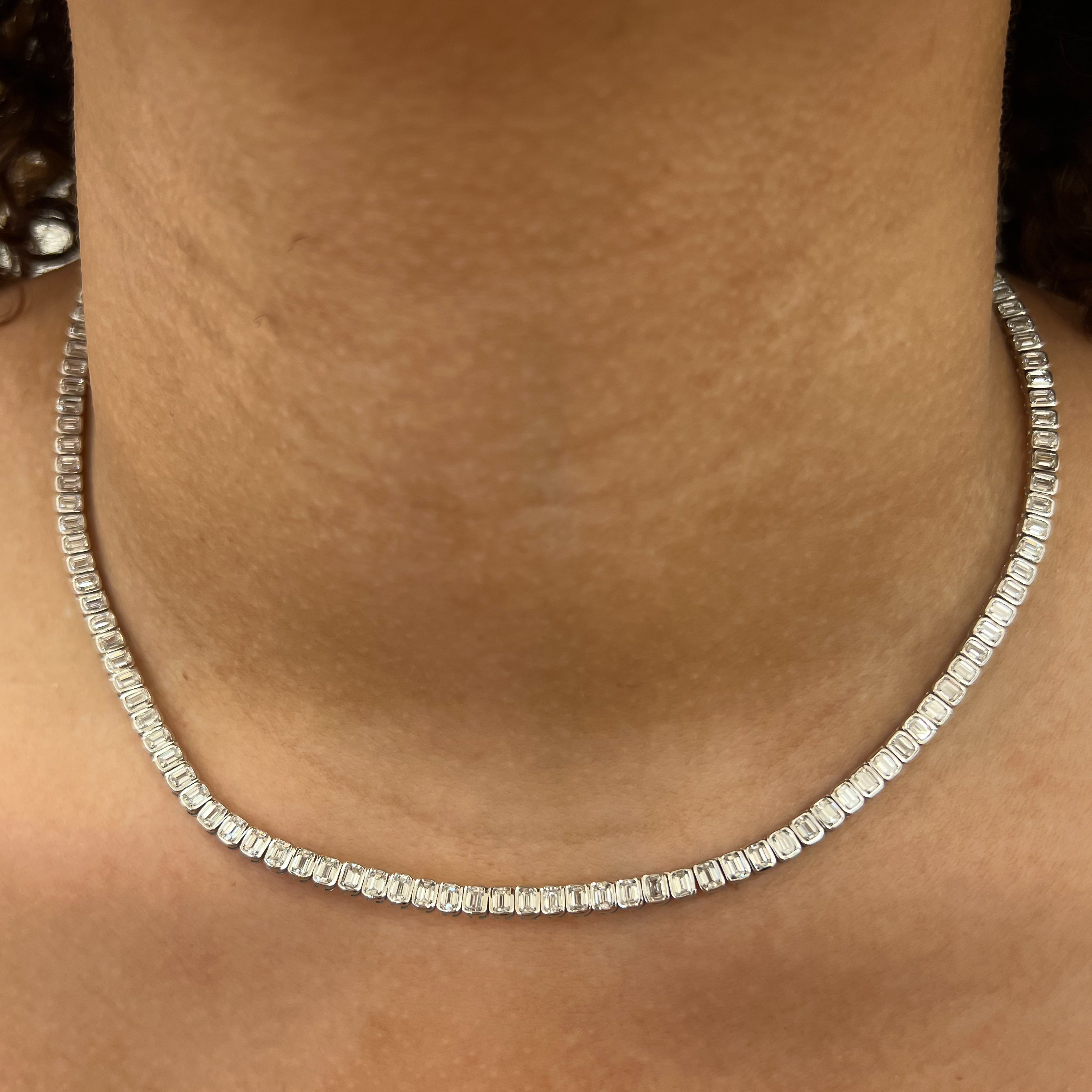 12.82 Carat Total Diamond Tennis Necklace With Emerald Center Stone – Gem  Jewelers Co.