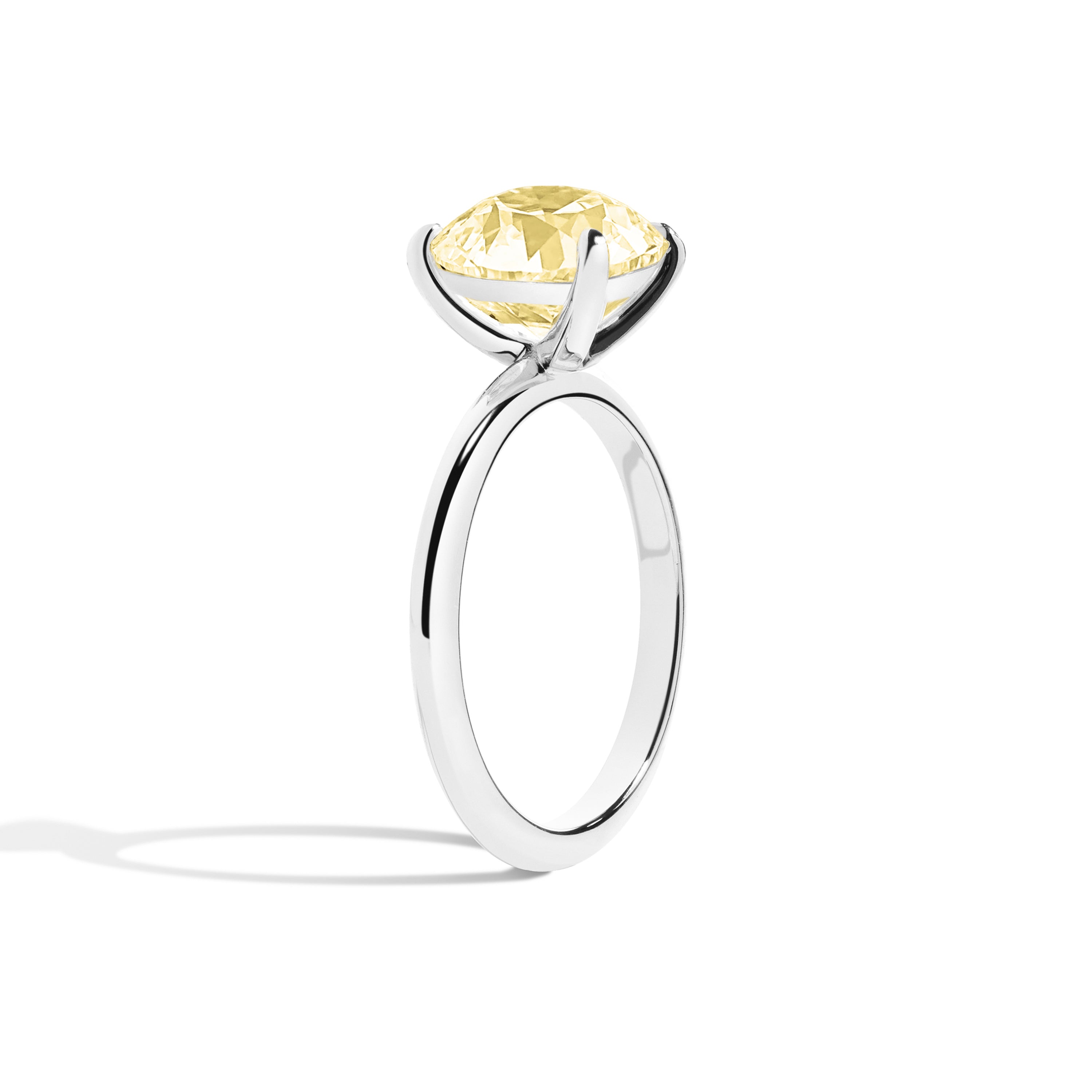 Shahla Karimi Jewelry Old European 14K Gold Ring on a white background