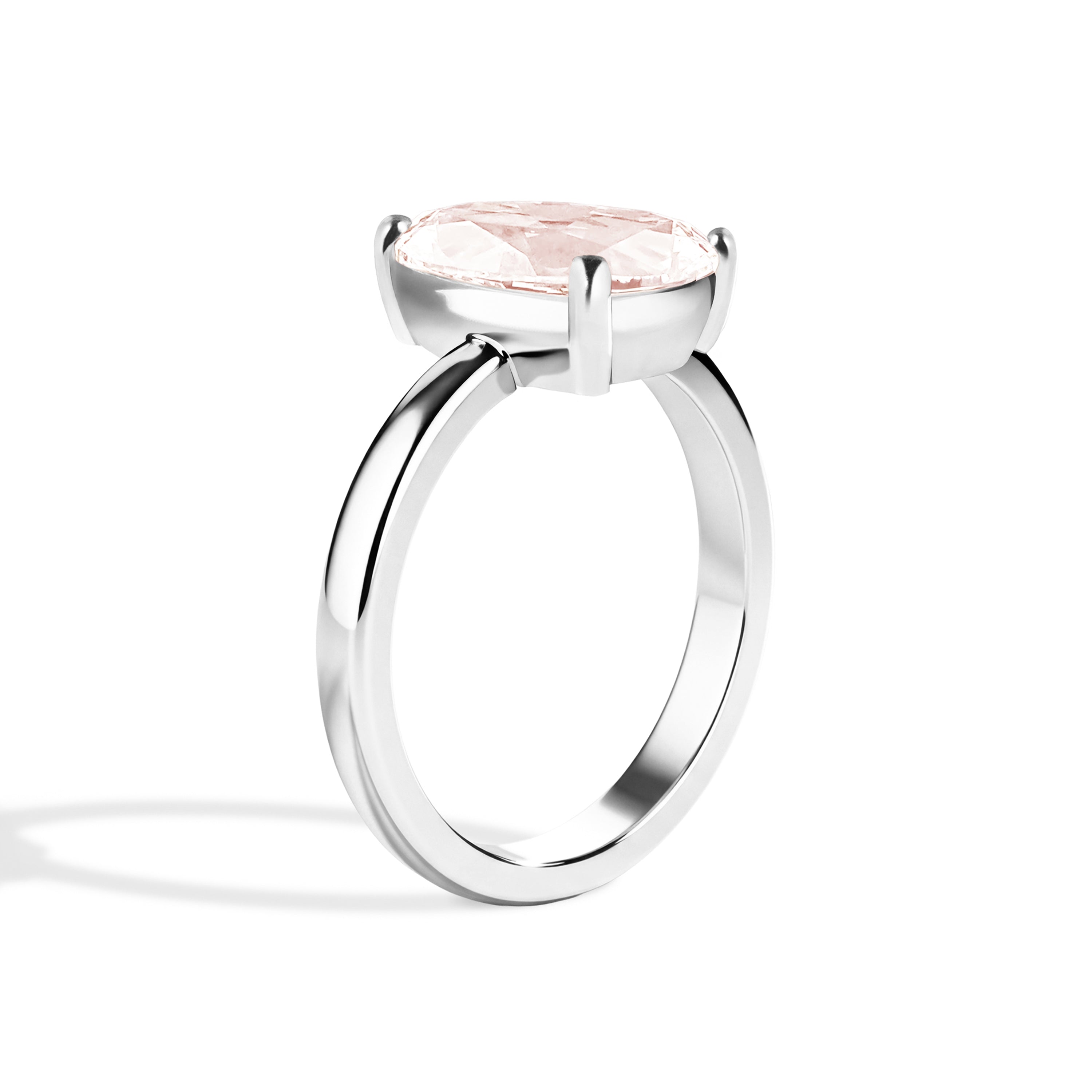 Shahla Karimi Jewelry Old Mine Moval 14K Gold on a white background
