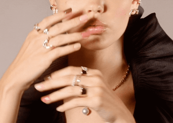 Shahla Karimi Jewelry Baguette Slant Ring 14/18K Yellow Gold on Model GIF