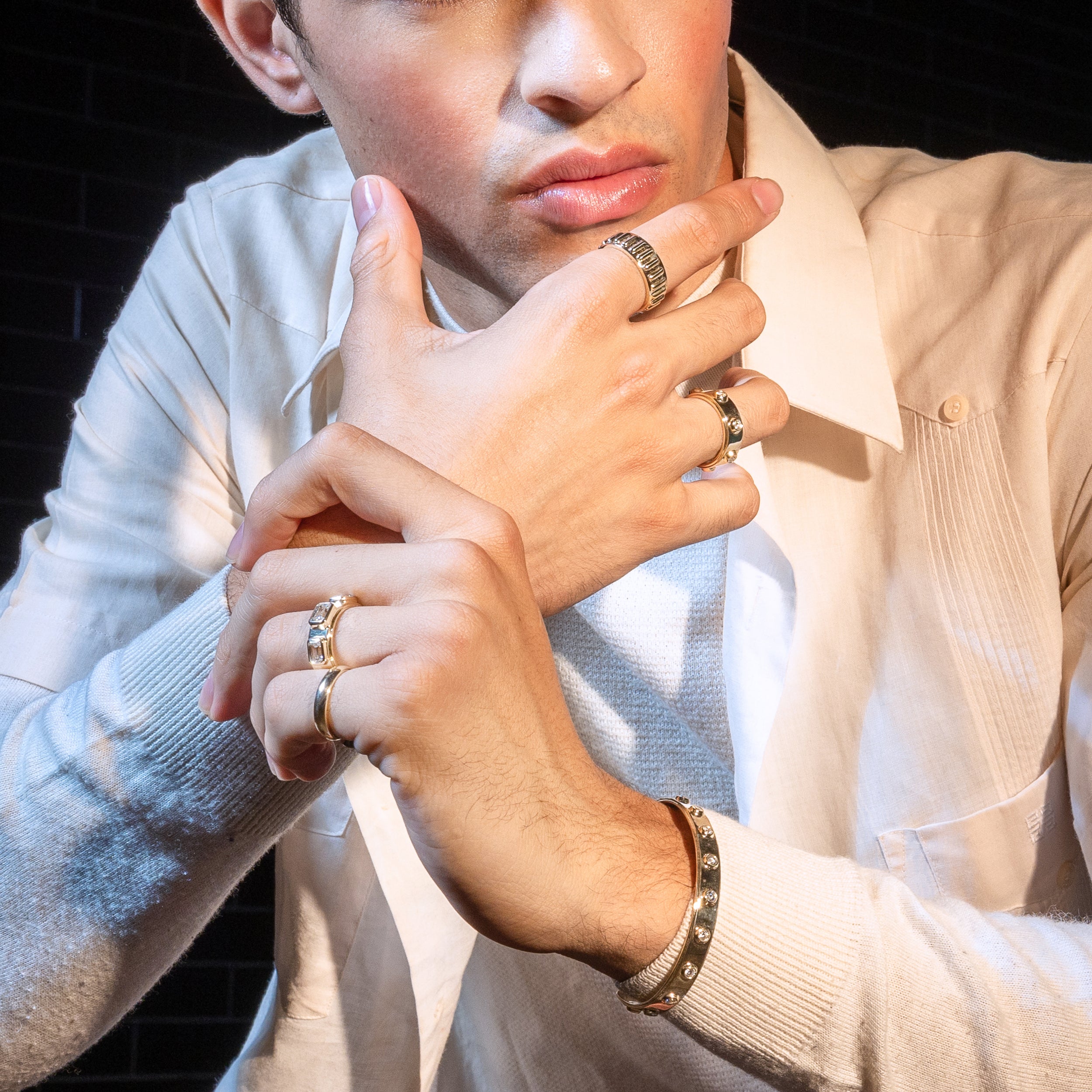 man wearing two wedding bands, image size:2500x2500