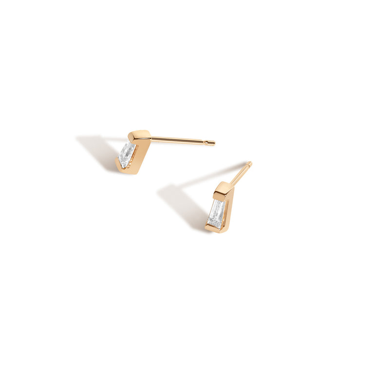 Shahla Karimi Jewelry Landmark Collection 14K Yellow Gold Chrysler Stud Earring with White Diamond Tapered Baguette