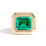 Shahla Karimi Jewelry Super Bowl Ring Emerald 14/18K Yellow Gold Front